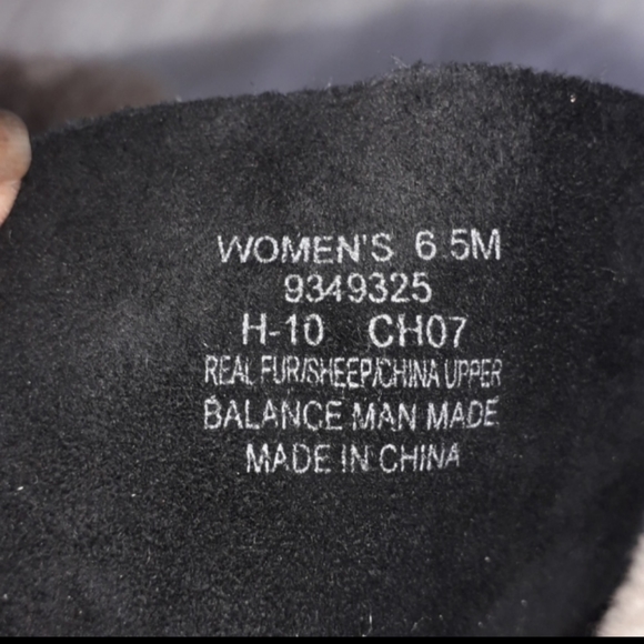 Sperry's leather and sheep fur boots - Picture 5 of 5